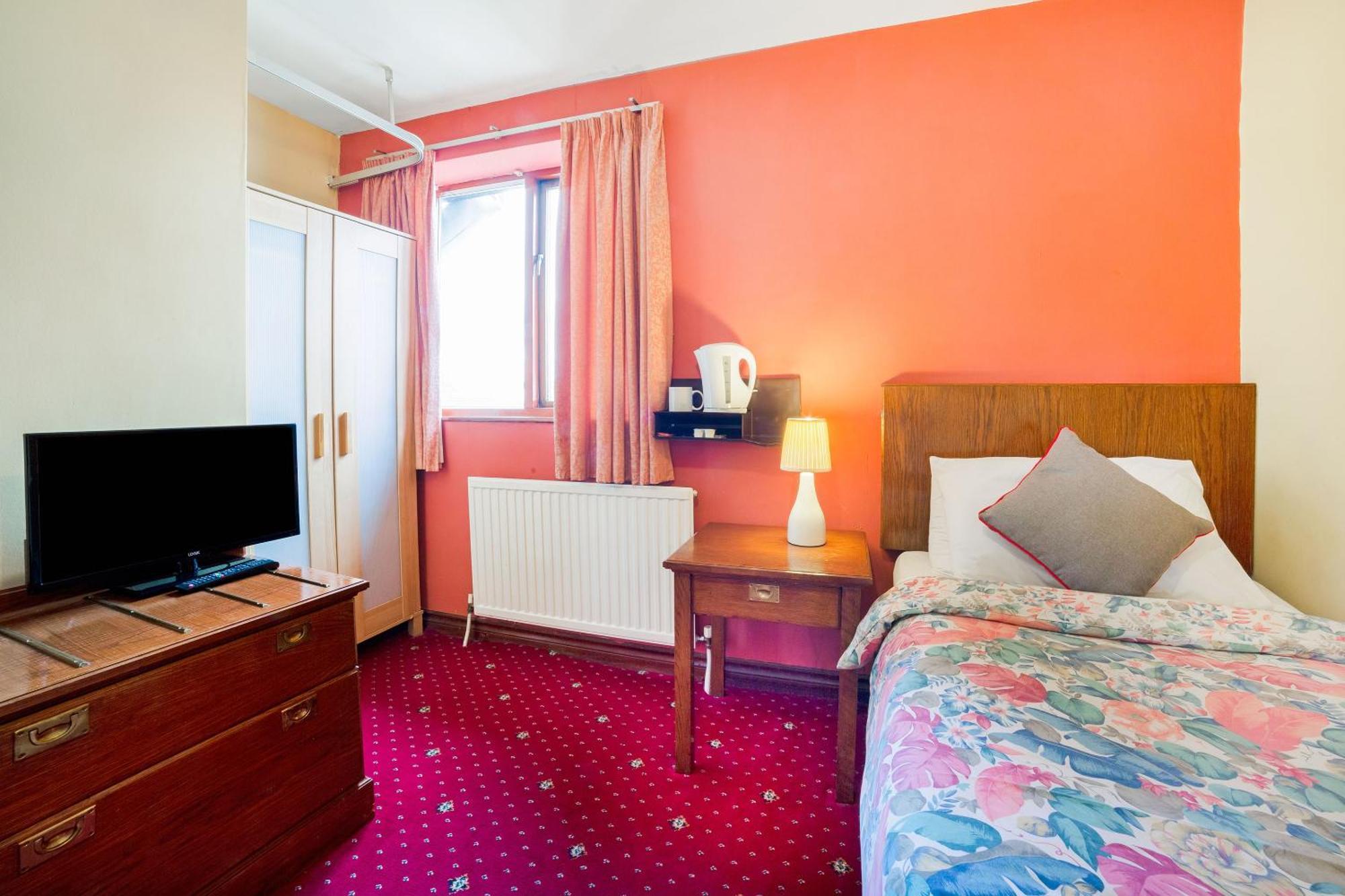 Oyo The Royal Hotel Dunston  Ngoại thất bức ảnh