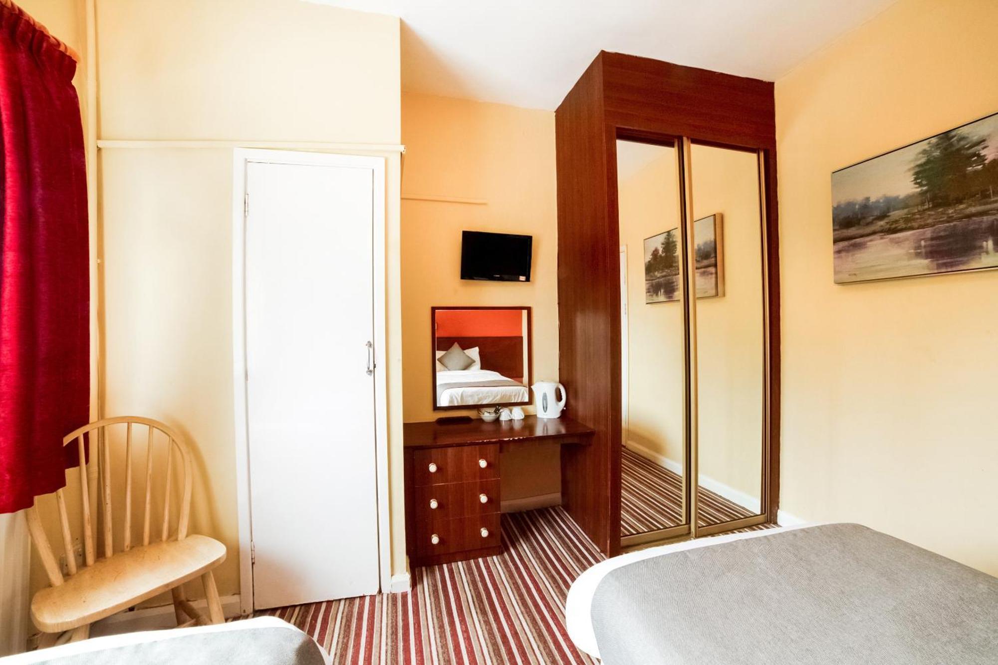 Oyo The Royal Hotel Dunston  Ngoại thất bức ảnh