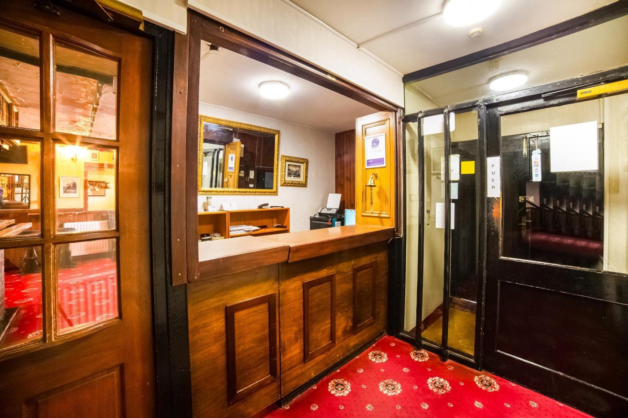 Oyo The Royal Hotel Dunston  Ngoại thất bức ảnh