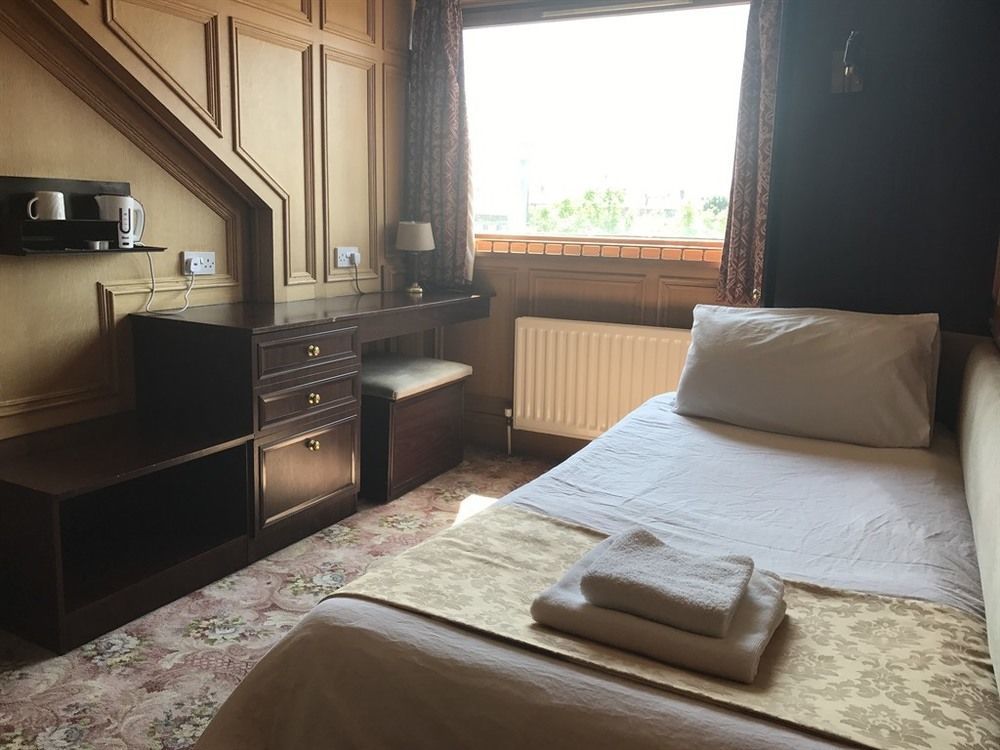 Oyo The Royal Hotel Dunston  Ngoại thất bức ảnh