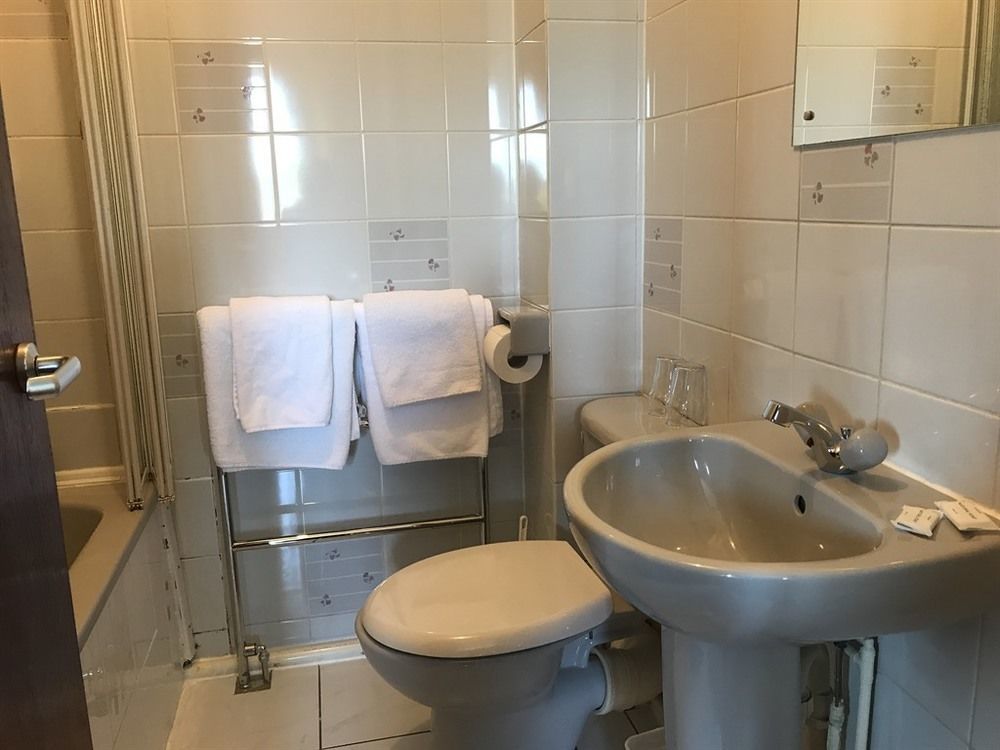 Oyo The Royal Hotel Dunston  Ngoại thất bức ảnh